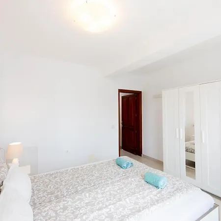 Luna Fkk Nudist Place Daire